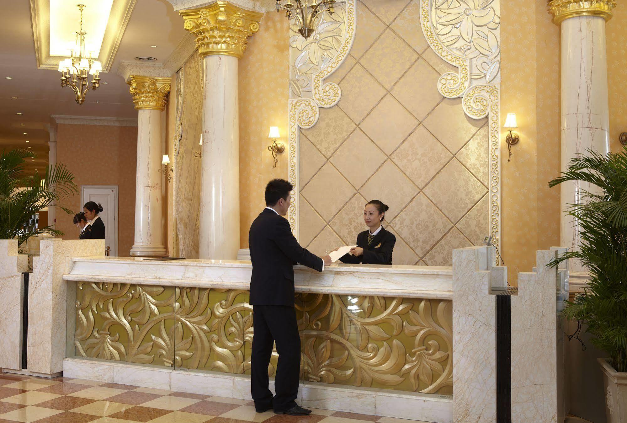 Nh Shenyang Yuhong Hotel Exterior photo